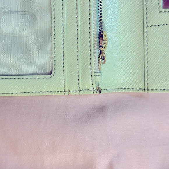 Vintage Tori Burch Envelope Clutch  in Pale Green - Picture 8 of 10